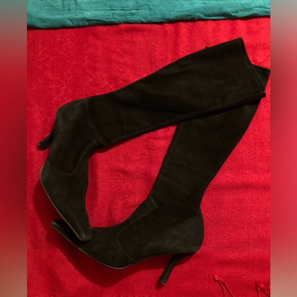 Gorgeous Stuart Weitzman Boots